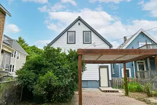 2525 N Pierce St, Milwaukee, WI 53212 - Photo 24