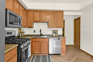 1204 The Strand, Waukesha, WI 53186 - Photo 14