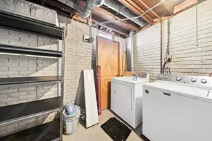 9020 S Chicago Ct, Oak Creek, WI 53154 - Photo 24