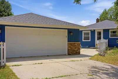 9020 S Chicago Ct, Oak Creek, WI 53154 - Photo 26