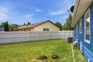 9020 S Chicago Ct, Oak Creek, WI 53154 - Photo 28