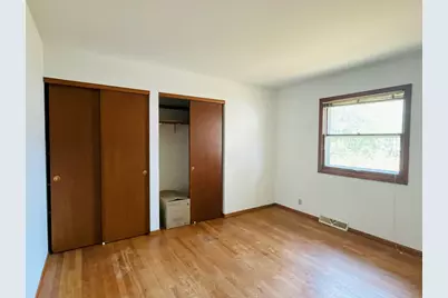 4726  69th St, Kenosha, WI 53142 - Photo 10
