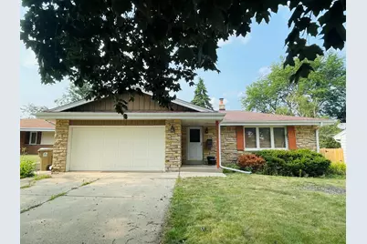 4726  69th St, Kenosha, WI 53142 - Photo 1