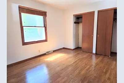 4726  69th St, Kenosha, WI 53142 - Photo 8