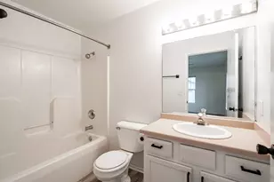2200 Patrick Ln, Waukesha, WI 53188 - Photo 18