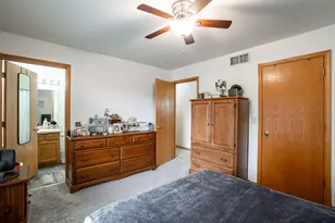 2200 Patrick Ln, Waukesha, WI 53188 - Photo 44