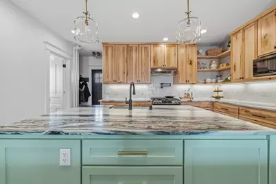 1615  Ulao Pkwy, Grafton, WI 53024 - Photo 6