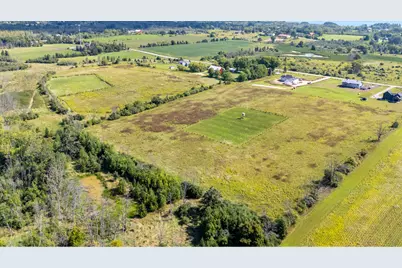 1615  Ulao Pkwy, Grafton, WI 53024 - Photo 10
