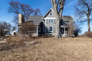 1615 Ulao Parkway, Grafton, WI 53024 - Photo 1