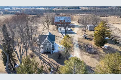1615  Ulao Pkwy, Grafton, WI 53024 - Photo 36