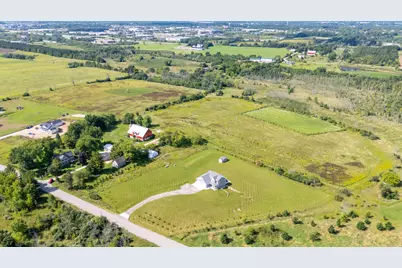 1615  Ulao Pkwy, Grafton, WI 53024 - Photo 2