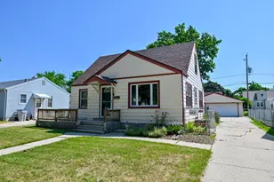 3634 S 24th St, Milwaukee, WI 53221 - Photo 4