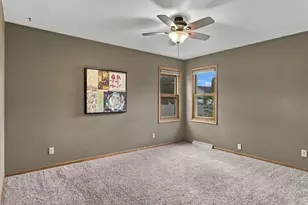4703 Broadway St, Manitowoc, WI 54220 - Photo 10