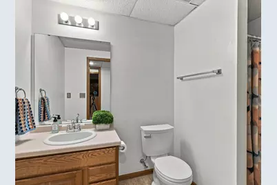 4703  Broadway St, Manitowoc, WI 54220 - Photo 14