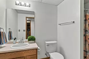 4703 Broadway St, Manitowoc, WI 54220 - Photo 14