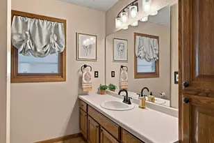 4703 Broadway St, Manitowoc, WI 54220 - Photo 12