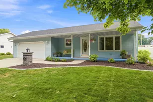 4703 Broadway St, Manitowoc, WI 54220 - Photo 1