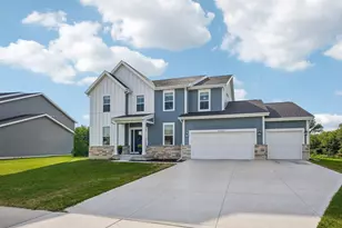 W242N5623 Peppertree Dr, Sussex, WI 53089 - Photo 52