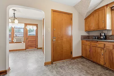 1338 S 76th St, West Allis, WI 53214 - Photo 26