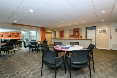 2525 S Shore Dr #16D, Milwaukee, WI 53207 - Photo 40