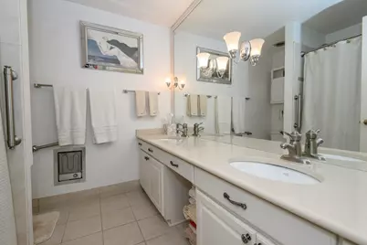 2525 S Shore Dr #16D, Milwaukee, WI 53207 - Photo 32
