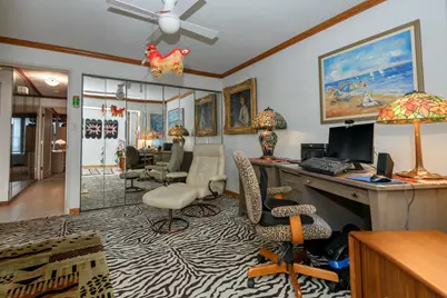 2525 S Shore Dr #16D, Milwaukee, WI 53207 - Photo 26