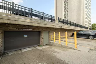 2525 S Shore Dr, Milwaukee, WI 53207 - Photo 10