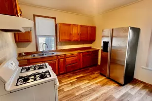 1435 Villa St, Racine, WI 53403 - Photo 2