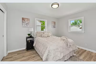 1726  Grams Ct, Sheboygan, WI 53081 - Photo 14