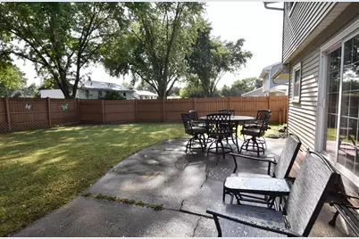 14445 W Butternut Trl, New Berlin, WI 53151 - Photo 6