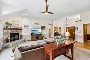 W263N2367 Deer Haven Dr, Pewaukee, WI 53072 - Photo 6