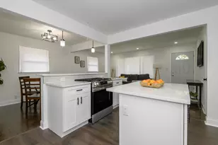 4808 S 24th St, Milwaukee, WI 53221 - Photo 6