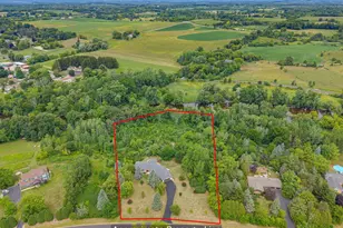 N5471 Loraine Dr, Fredonia, WI 53021 - Photo 2
