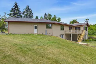 N5471 Loraine Dr, Fredonia, WI 53021 - Photo 6