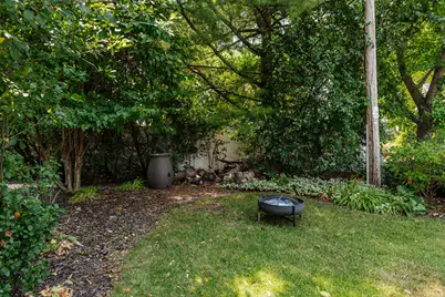 2745 N 117th Pl, Wauwatosa, WI 53222 - Photo 44