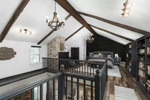 N132W17858 Rockfield Rd, Germantown, WI 53022 - Photo 8