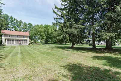 N132W17858  Rockfield Rd, Germantown, WI 53022 - Photo 4