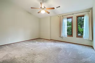 2264 Circle Ridge Rd, Delafield, WI 53018 - Photo 12