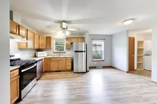 30450 76th St, Salem Lakes, WI 53168 - Photo 10