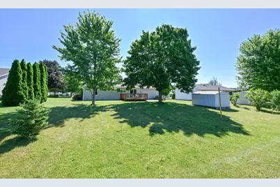 W201N16255  Ash Dr, Jackson, WI 53037 - Photo 18