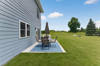 1361  Scenic Pointe Ct, Hartford, WI 53027 - Photo 22