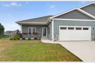 1361  Scenic Pointe Ct, Hartford, WI 53027 - Photo 1
