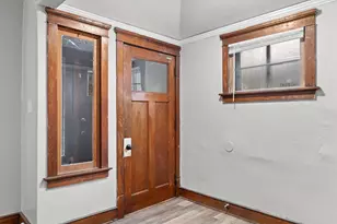 2914 N 41st St, Milwaukee, WI 53210 - Photo 6