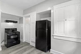 2914 N 41st St, Milwaukee, WI 53210 - Photo 12