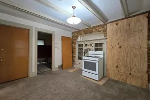 3720 W Dorothy Pl, Milwaukee, WI 53215 - Photo 24