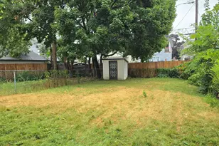 3720 W Dorothy Pl, Milwaukee, WI 53215 - Photo 44