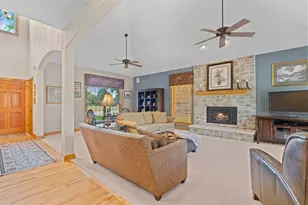 1704 River Lakes Rd, Oconomowoc, WI 53066 - Photo 2