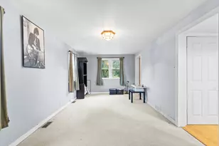 10403 S Chicago Rd, Oak Creek, WI 53154 - Photo 12
