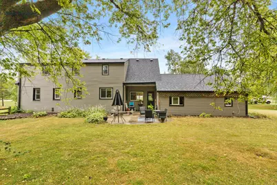10403 S Chicago Rd, Oak Creek, WI 53154 - Photo 28