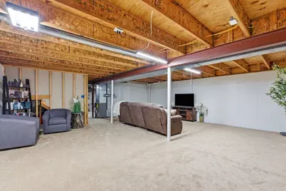 W240N2160  Dorchester Dr #11B, Pewaukee, WI 53072 - Photo 20